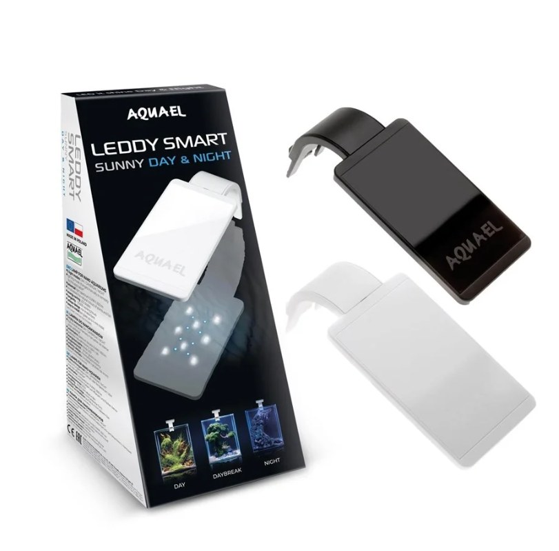 Aquael LeddySmart-lampe i sort og hvid ved siden af sin æske